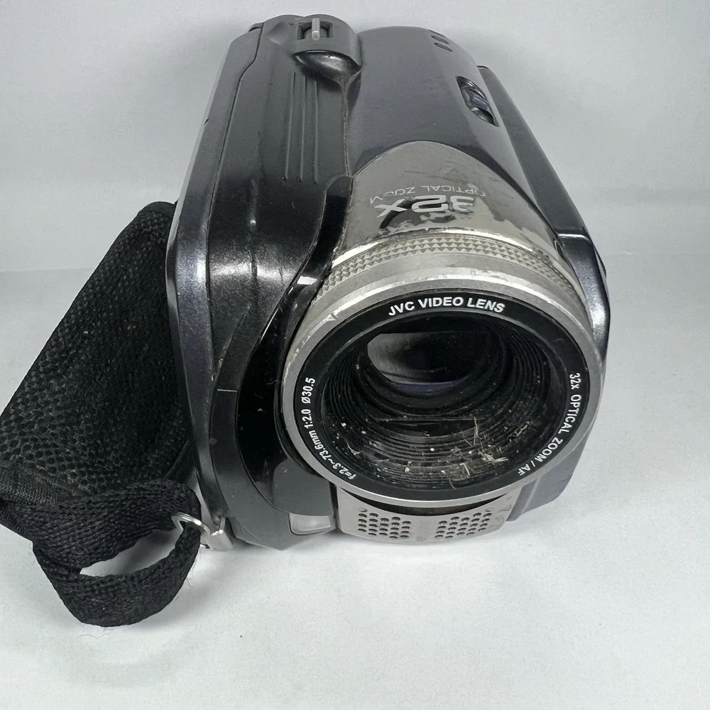 JVC Everio GZ-MG21U 20GB HDD Camcorder 32x Optical Zoom Silver As-Is For Parts